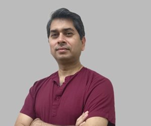 Dr. Dhananjay Giri
