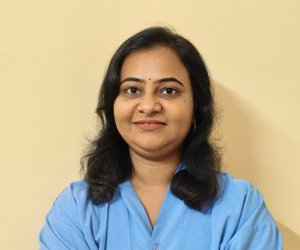 Dr. Vrushali Shriram Deshpande